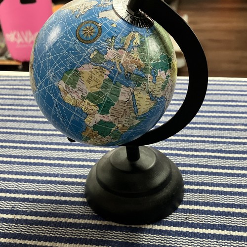 Rotating tabletop world - tabletop, globe